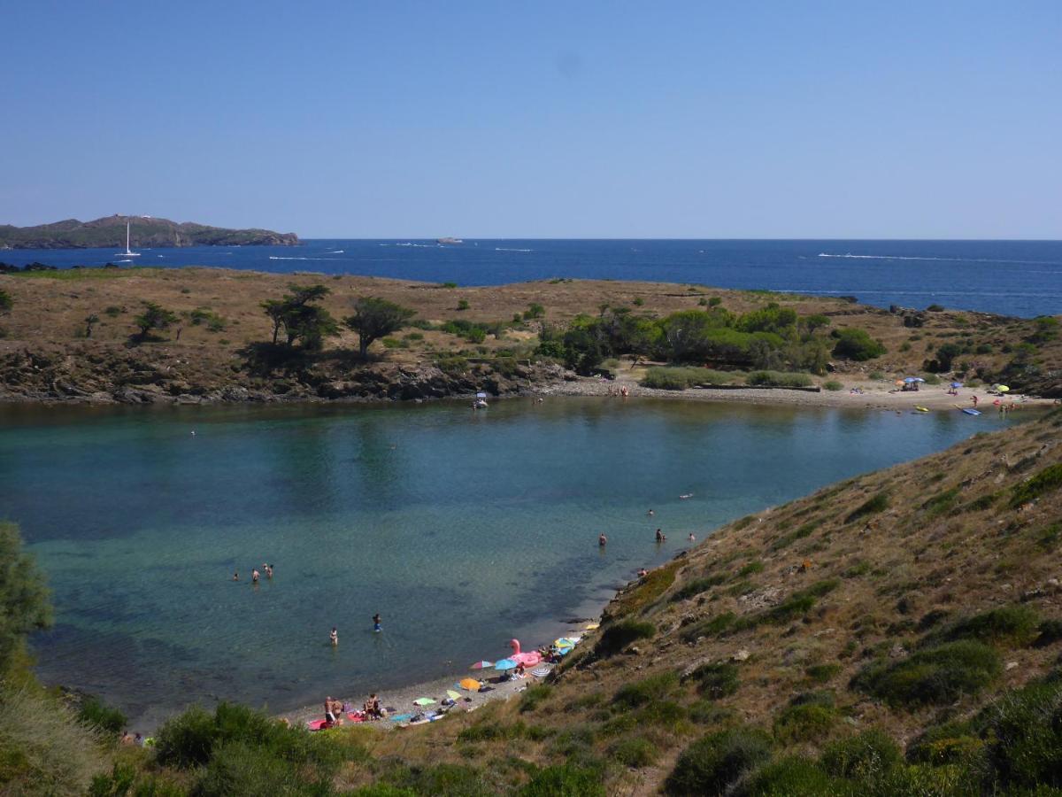 Apartment Hibiscus Cadaques Luaran gambar