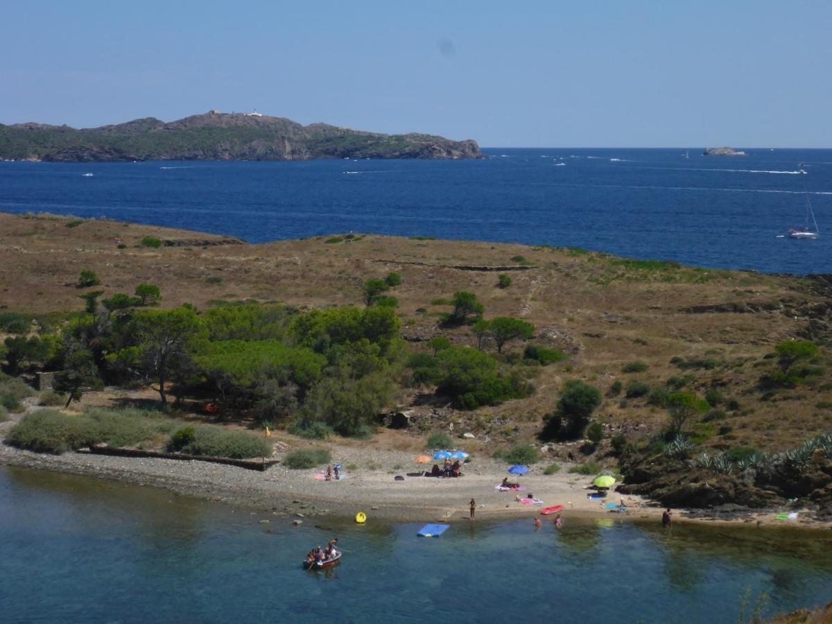Apartment Hibiscus Cadaques Luaran gambar